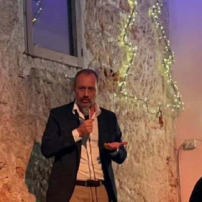 AntoFerrantePd's profile picture. Ex Presidente Dir. Pd Sicilia, autore del libro Perché non vinciamo mai, scritto per chi vuole tuffarsi ironicamente e con leggerezza nel magico mondo del Pd