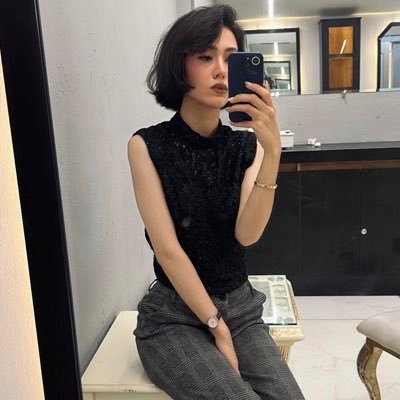 daretobezarbaba's profile picture. 