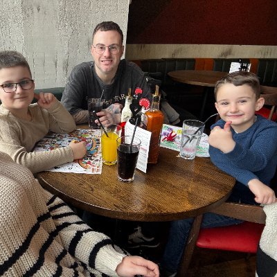 JoshBrown1611's profile picture. ✞