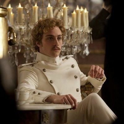 thecinesque's profile picture. multifandom #filmtwt page. mostly you'll find me crying about Babylon or simp over sexy and talanted actors. cinema enjoyer