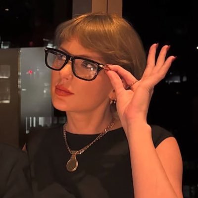 ourselenasg's profile picture. #1 people you know stan