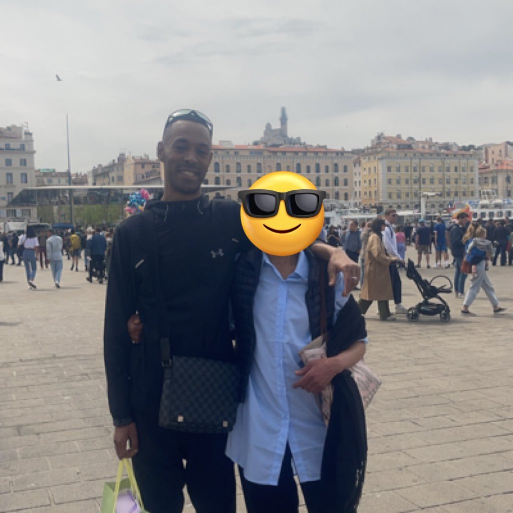 LeK_EnPersonne's profile picture. #FREEPALESTINE 🇵🇸 🥷🏽🏴‍☠️🥋🥊 PSG À LA VIE À LA MORT ❤️💙🗼