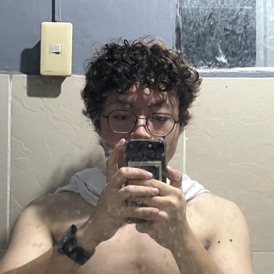 marcomespiritu's profile picture. komsay na taga uplb