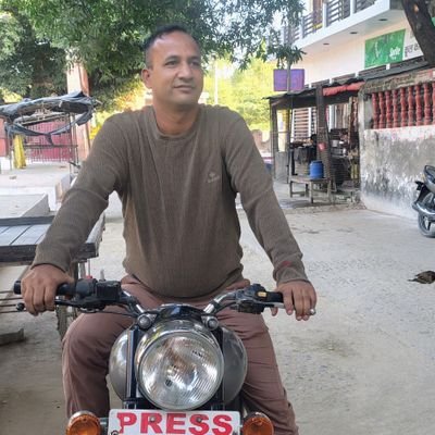 AshuGup913323's profile picture. 