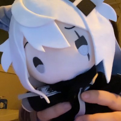 chorin_07's profile picture. 명방/랖텍/라플란드최애/원신조금/그림 그립니다