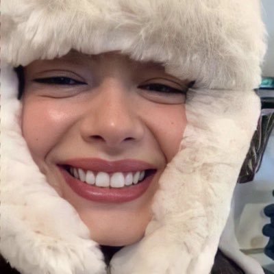 _xrmi's profile picture. sometimes you win ، sometimes you learn