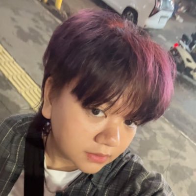 lombasihirlagi's profile picture. 