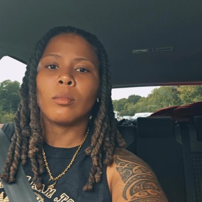 Kiindly's profile picture. 🇲🇶 

Pa ni maji pou tchimbé sa ka pati 🍃