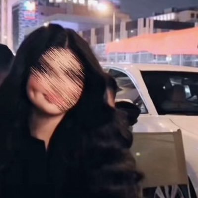 ifi27's profile picture. بين قلبٍ رهيّف وبين راسٍ عنيــــــــــــد .. ✨