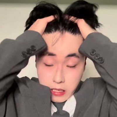 jjunyanging's profile picture. 쮸니리묭의 사랑을 받고 싶다던가