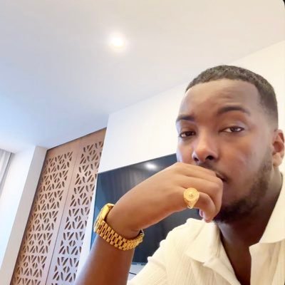 rsvpjefe_'s profile picture. 