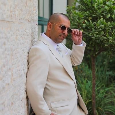 Eladishere's profile picture. טכנאי סלולר , יועץ נדלן, מנהל מוקד ויהודי -ישראלי שאוהב המדינה ואלוהים 🙃