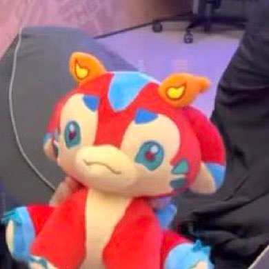 noodlehends's profile picture. lehends or something