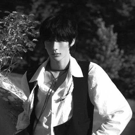 antonmaknae's profile picture. 🖖🏻👀 ◦‣ #BRIIZE page, #anton fan diaryᐢ₎ ✿ ˚