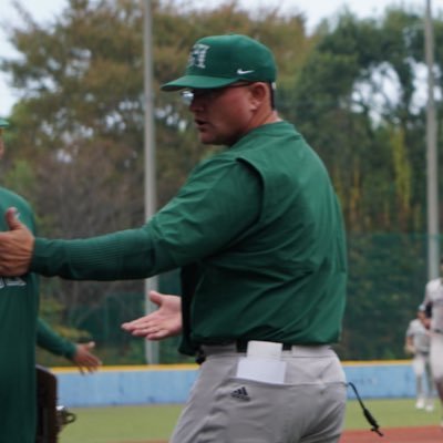 CoachTwohig's profile picture. Proud Husband & Father | Christ Follower, Jeremiah 17:7 Assistant Baseball Coach @HawaiiBaseball #ProcessOverResults #GoBows 🌴🌈
