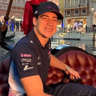 abrilSilve74202's profile picture. 🎀Paltita🎀 |
☆trato de ser yo
♥︎ Cristiana con motor en el alma ♥︎