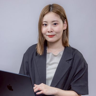 MikuNakatsukasa's profile picture. REEING株式会社代表｜27歳｜独学でホームページ制作を学習→フリーランス2年→法人化現在3期目｜Web制作とSEOが強み｜制作実績100件以上｜独学でWebデザイナーやプログラマーになり独立する方法を発信｜お仕事のご依頼はDMか弊社HPのお問い合わせから✉️