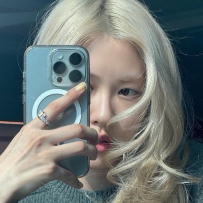 astallasrosie's profile picture. 𖥻 ׁ ׅ @taylorswift13 @numberonehq @thedanielnigro ! ׁ ׅ ❤︎