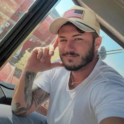 FilippoNev47101's profile picture. My name is Clint wright. My wish is to make as many people as possible happier