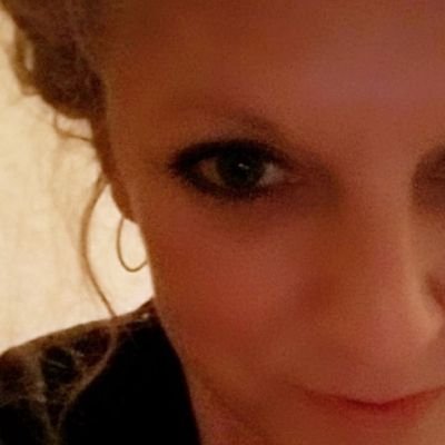 djkhw11's profile picture. #VoteBlue #INFJ #catlady #unicorn #Grandma