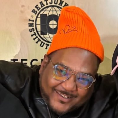 juanzcurra's profile picture. bla bla bla