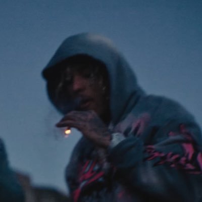 slozayfnz's profile picture. 