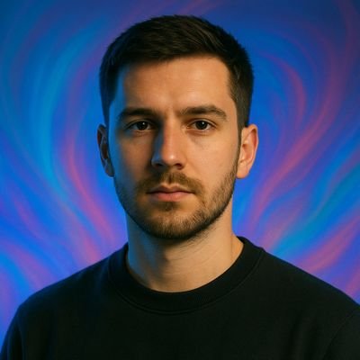 siachenx's profile picture. Tech Enthusiastic | Soccer | UFC | Travelling ⚡