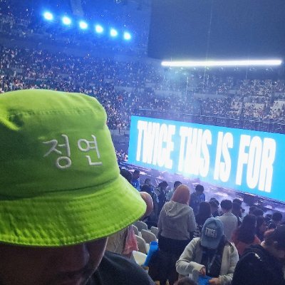 MacalinoGem's profile picture. ONCE 🍭 Jeongyeon 💚 |
Instagram: ig.jmac |
Keyboards ⌨️ | Sneakers 👟|
Other hobbies: 🖥️🎮📸 🏀
He/Him, BUL, PH