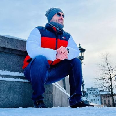 lopezAntonio223's profile picture. 