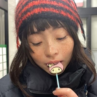 popxxxxxe's profile picture. 