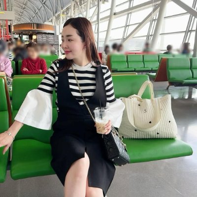 Kelly19821268's profile picture. #Dental #Fitness #Travel #Yoga #Investing