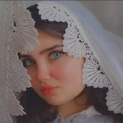 enjy_elsay36943's profile picture. سندريلا الحرف وبهجة المعنى 💫
أكتب لأضيء لا لأُظهر ✍🏻
جميلة بفكري، راقية بحضوري 💗
أنثى الحرف… ودفء المعنى 🌸
وصمتي أحيانًا… أبلغ من ألف بيان 🕊️