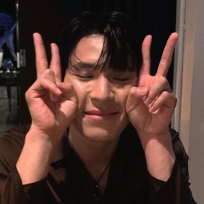 onebitemochi's profile picture. here for the vibes that keep me sane
