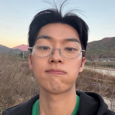 twilightstardew's profile picture. 