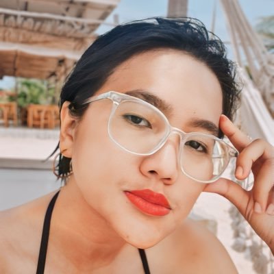 lauransiago's profile picture. here’s just a place to put my mind at ease. nothing serious. mostly dgaf and detached.