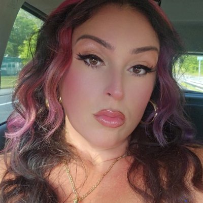 hermommma's profile picture. ♡♡♡♡♡♡
Love is the key
Mother, hairstylist, warrior
ALWAYS be KIND ♡
Here for new friends and good vibes only. Follow me I follow back ♡ 
Stay safe all 
#BLM ♡