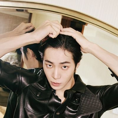 cuyoungs's profile picture. NOT REAL. The rising actor Choo YoungWoo under J,Wide-Company. ART. Latest: #MercyForNone (Netflix) and #HeadOverHeels (Prime). Upcoming: #오세이사