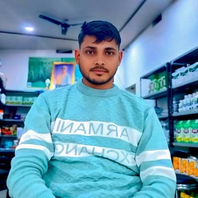 Satlok333's profile picture. ईमान🤲 के पक्के👍🏻 है        🙏🏻जनाब🙏🏻    फैसला👆🏻 कुछ हो  साजदा🙇‍♂️ तो  सतगुरु ❤️गुरु जी के चरणों 🙇‍♂️में ही करेगे ।।