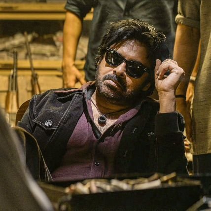 Vivek01821's profile picture. @PawanKalyan 🛐❤️‍🩹
@imVkohli 🛐🫶🏻