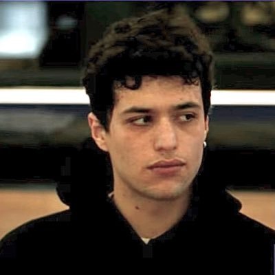 dolcemailo's profile picture. the moon, the sea and me.