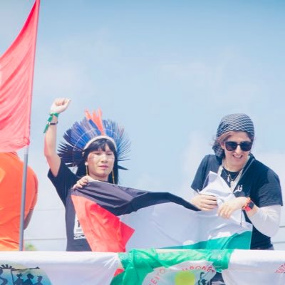 AlAqsaRevolt's profile picture. و بیننا و بینکم الایام، اللیالی و المیدان