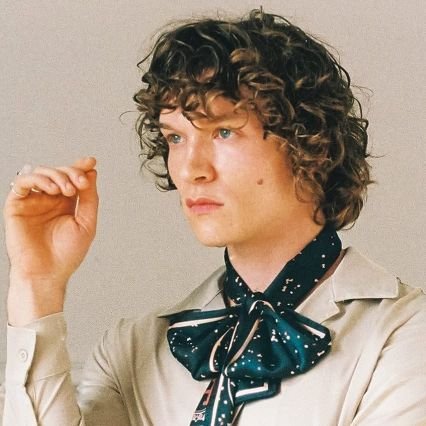 KnoxsDaisy's profile picture. Lukas Blomqvist is my husband | 95/80