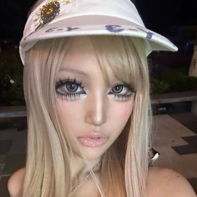 beni_seviyorm's profile picture. bella valla billa