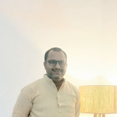 girindranath's profile picture. Farmer #ChankaResidency
किताब: इश्क़ में माटी सोना