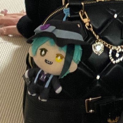 milktea69098442's profile picture. 成人済み/🦈/🏹