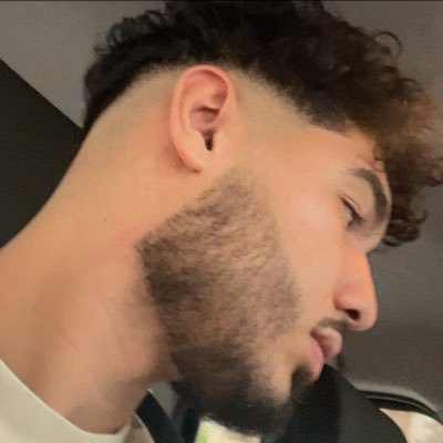 Houssdetp's profile picture. 