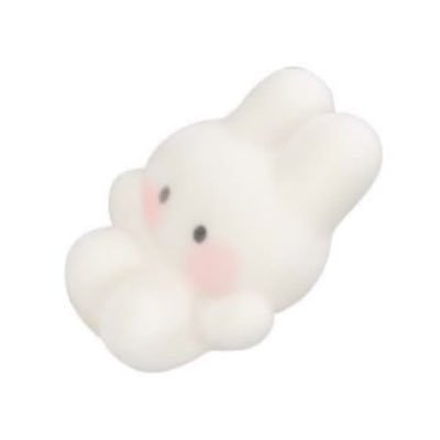 juniegirls's profile picture. Soft girl with cloud vibes
