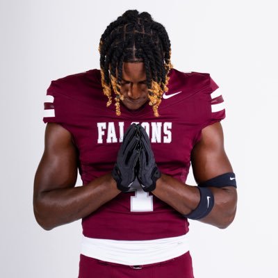 DavinDriskell's profile picture. TE @…. | 6'5 240lbs