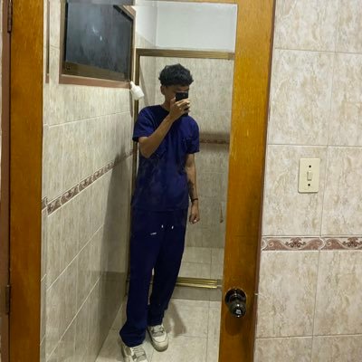 Gab_2aa's profile picture. papi estamos fucking número 1 en bilbol