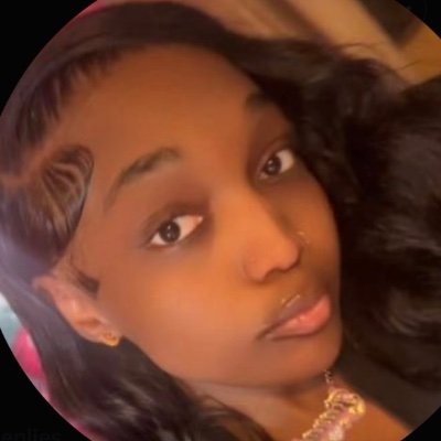 friedapplesand's profile picture. bitch